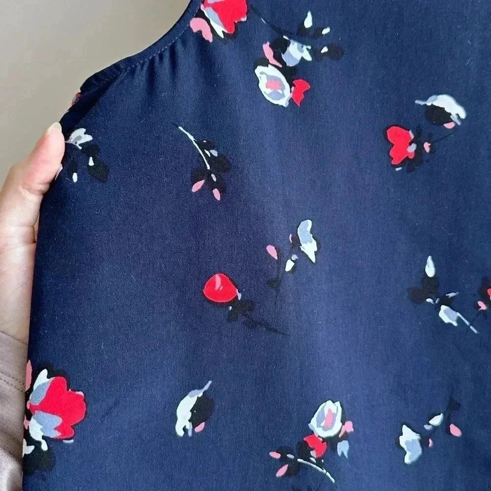 GAP Navy Blue Tank Top with Flowers, Square Tank Top, Layering Tank, Size Small - Picture 10 of 16